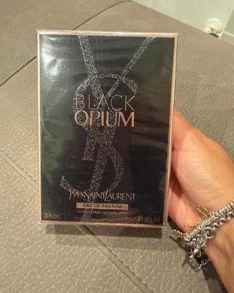 Yves Saint Laurent Black Opium Eau de Parfum