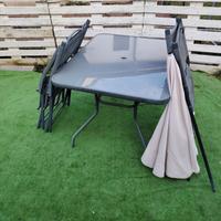 set tavolo , 4 sedie e ombrello giardino