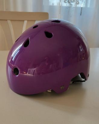 Casco da bambini per pattinaggio o bicicletta