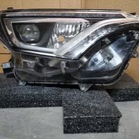 Faro fanale anteriore destro a led Toyota RAV 4 20