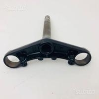 Piastra inferiore honda deauville nt 700 dal 06-16
