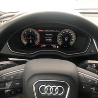 AUDI Q5 SPORTBACK IDENTY BLACK 50 TDI