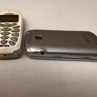 Nokia 3310(simile) + Samsung Flip - GT-C3520 AS IS