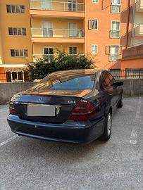 Mercedes Classe E 220, anno 2003