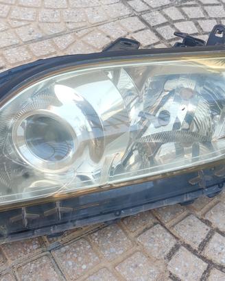 Faro anteriore sinistro TOYOTA RAW4 2012