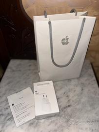 Alimentatore Apple MU7V2ZM/A 18V  USB‑C - Bianco