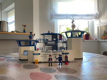 Playmobil caserma della polizia