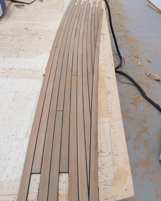 Grand Soleil 43b ponte in teak