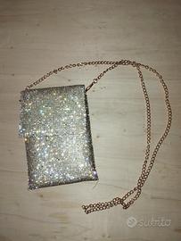 Porta cellulare a tracolla con strass color oro