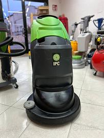 Lavasciuga pavimenti revisonata a batteria