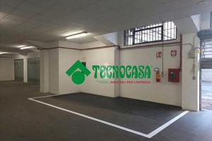 AUTORIMESSA A FIRENZE