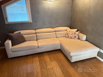 Divano angolare con penisola Poltronesofà 305cm 🛋