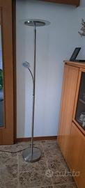 lampada a piantana B. K. Licht touch e varialuce