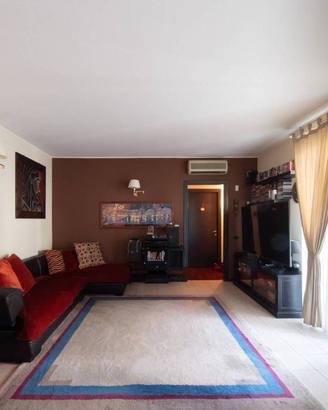 Appartamento di 105 m² con 3 locali e box auto a M