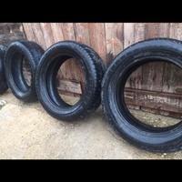 Gomme pirelli