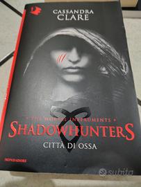 vari libri , fantasy thriller e altri 