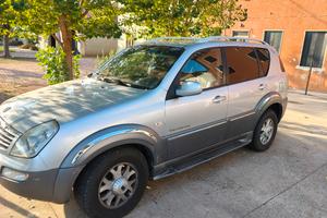 pezzi rexton