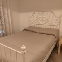 Letto Leirvik alla francese con materasso