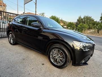 Alfa Romeo Stelvio 2.2 t Super Q4 210cv auto