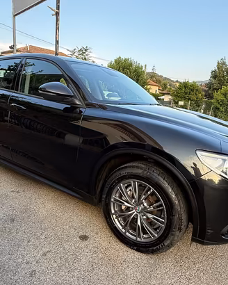 Alfa Romeo Stelvio 2.2 t Super Q4 210cv auto