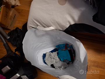 vestiario misto per  bimbo 5 anni