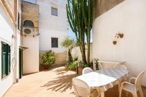 6 LOCALI A LECCE
