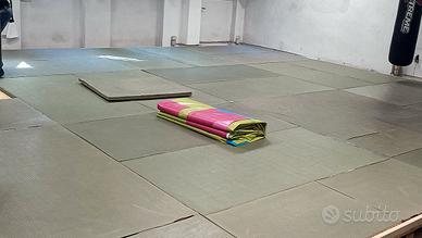 19 Tatami Judo 2mx1m spessore 4cm