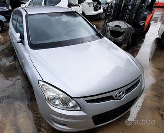 HYUNDAI I30 2010 - RICAMBI
