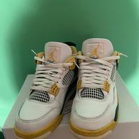 Jordan 4 Vivid Sulfur