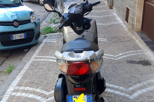 Honda Sh150cc.grigio metallizzato