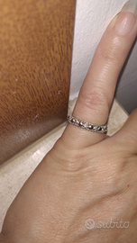 Fedina in oro e diamantini