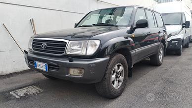 Toyota Land Cruiser HDJ 100