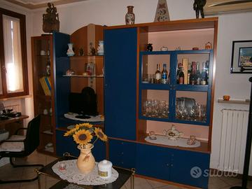 INTERO ARREDAMENTO CASA