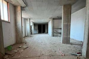 Immobile in asta di 78 m² con più di 5 locali a Al