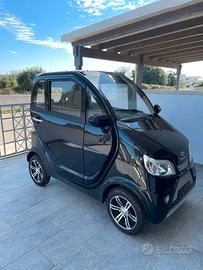 Dispositivo sanitario per disabili