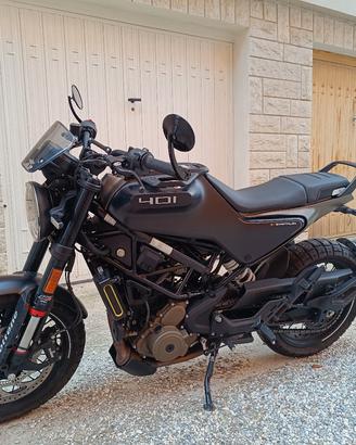 Husqvarna Svartpilen 401 del 2022