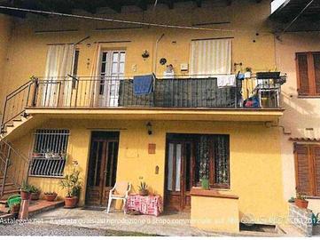 Immobile in asta di 297 m² con più di 5 locali e b
