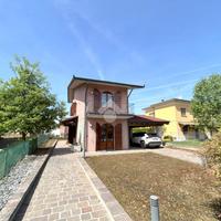 VILLA SINGOLA A CARPENEDOLO