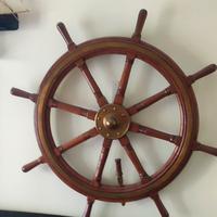 Ruota timone + 2 fanali di via.