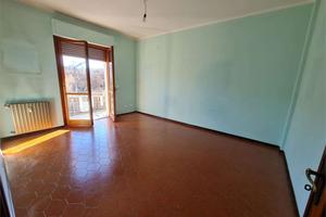 Ampio Quadrilocale a due passi dal Centro con Auto