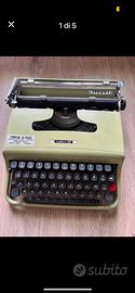 Macchina da scrivere Olivetti Lettera 22