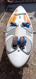 Tavola windsurf Bici Techno 112 e pinna 32 