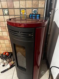 Idrostufa a pellett La Nordica Costanza Idro 5.0