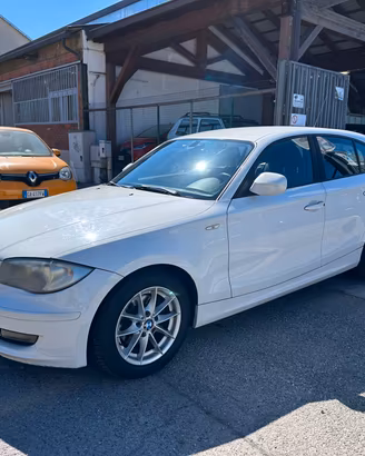 Bmw 118 118d 2.0 143CV cat 5 porte Futura