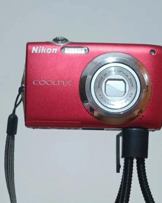 Nikon coolpix s300 12 MP