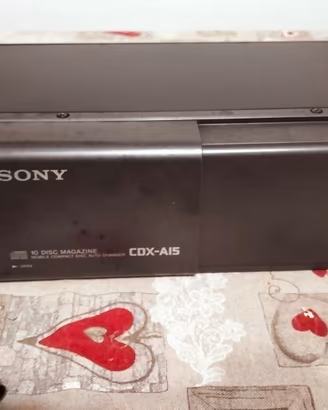 Sony CDX-A15, lettore 10 CD da auto