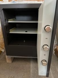 CASSEFORTI PER USO RESIDENZIALE E COMMERCIALE