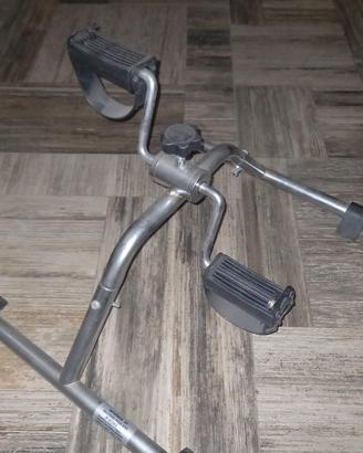 pedaliera per fisioterapia