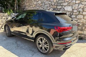 AUDI Q3 40 TDI