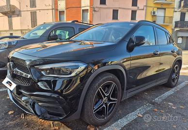 Mercedes GLA 200 Premium Pack AMG Night